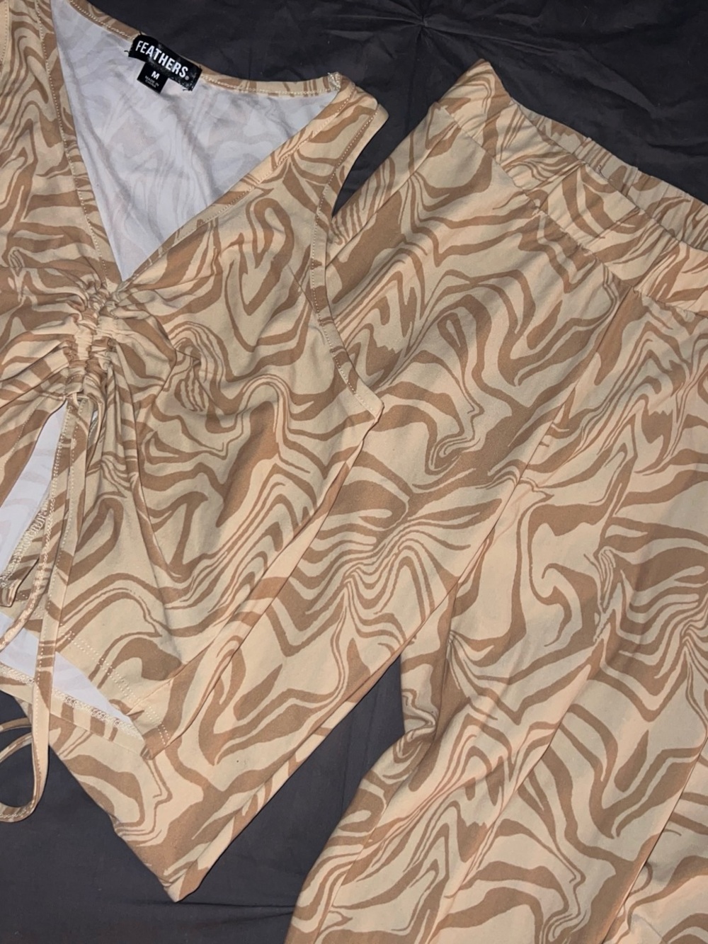 feathers Beige and Light Brown Swirl Two-Piece Set